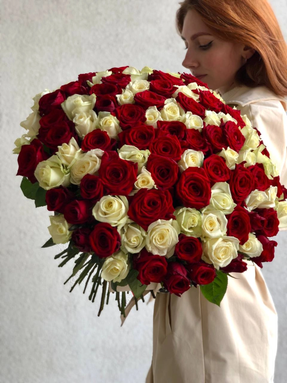 Картинка Букет из 101 розы "Два цвета" 50 см