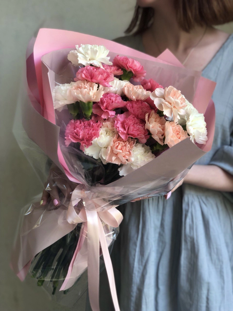 Букет из 25 гвоздик "Танец"