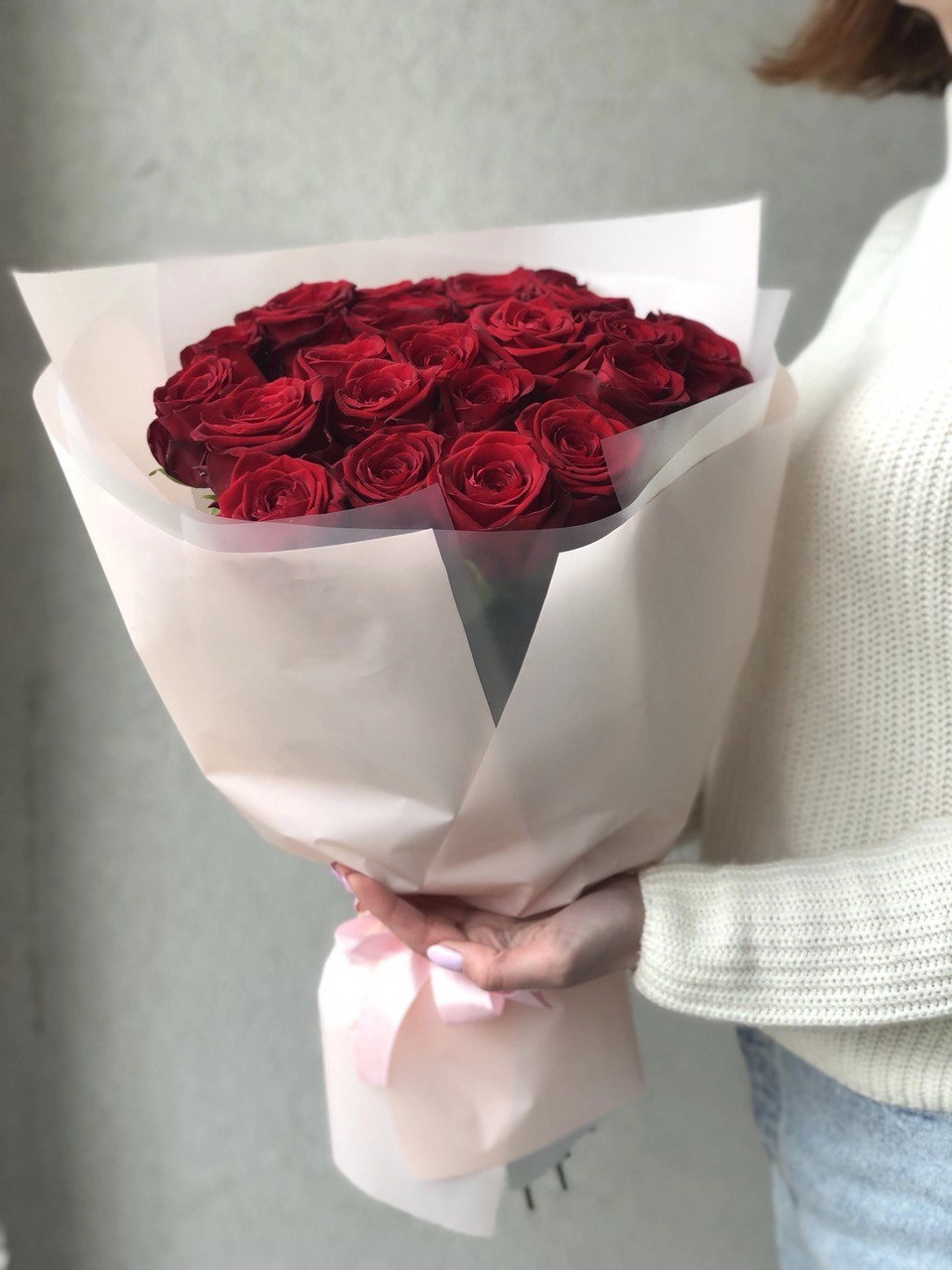 Картинка Букет из 25 красных роз "Мисс" 40 см