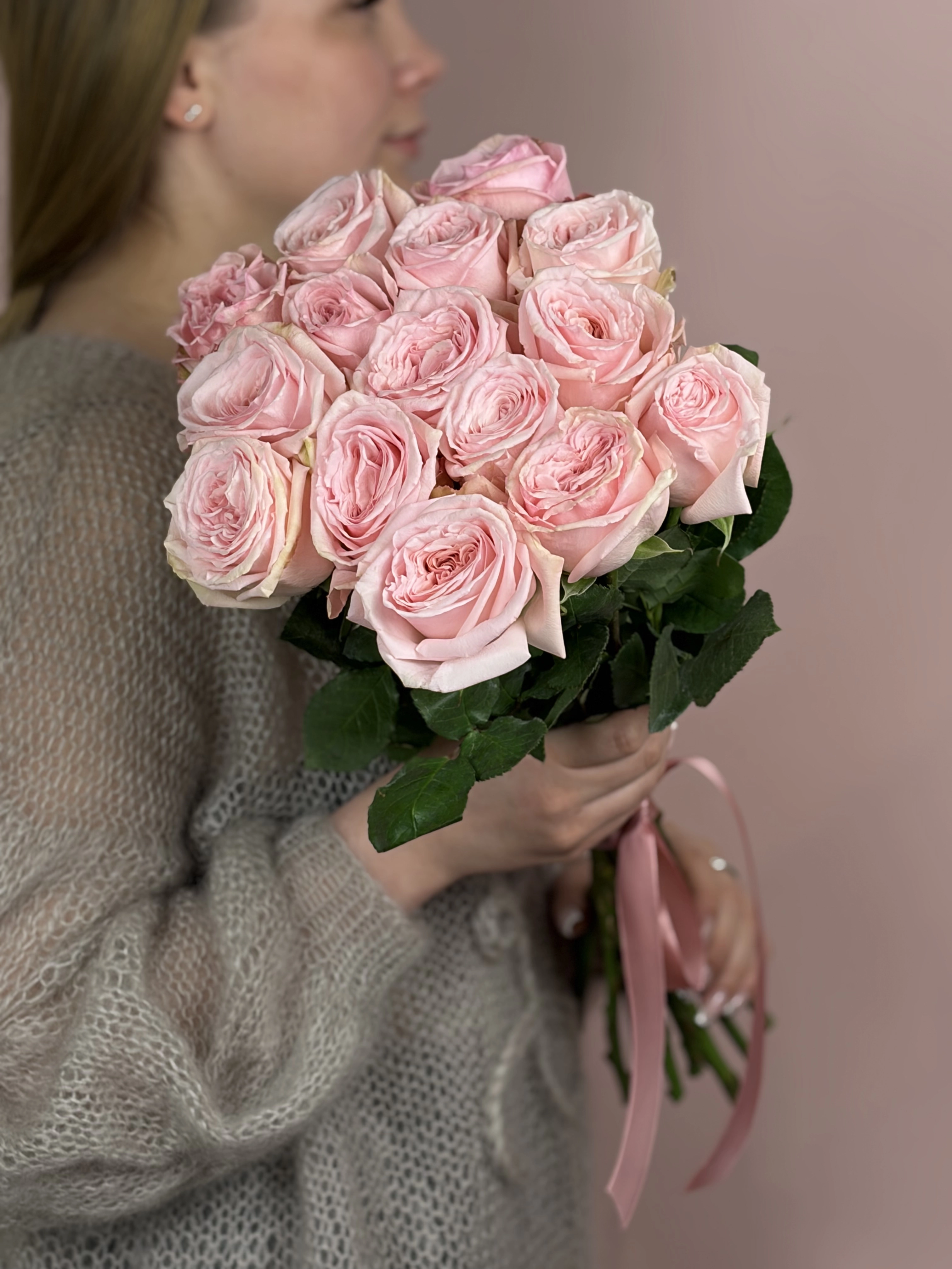 Картинка Букет из 15 роз Пинк Охара 60см