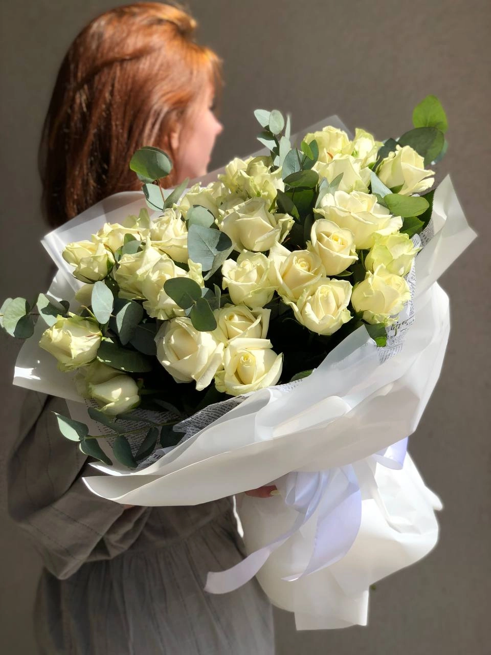 Картинка Букет из 31 роз "Айсберг " 40 см