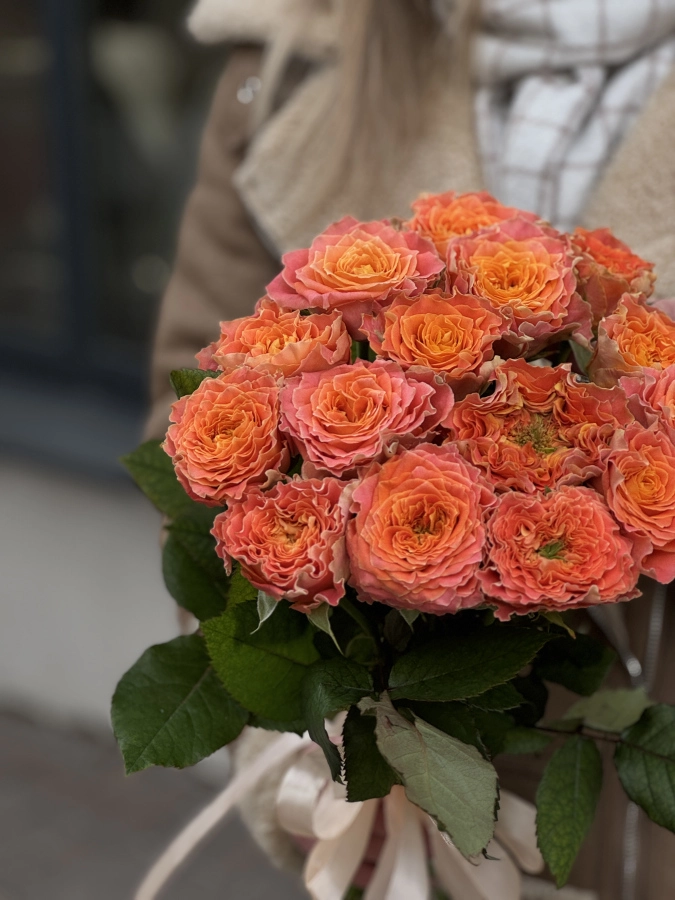 Картинка Букет из 17 роз "Сверток счастья" 60 см