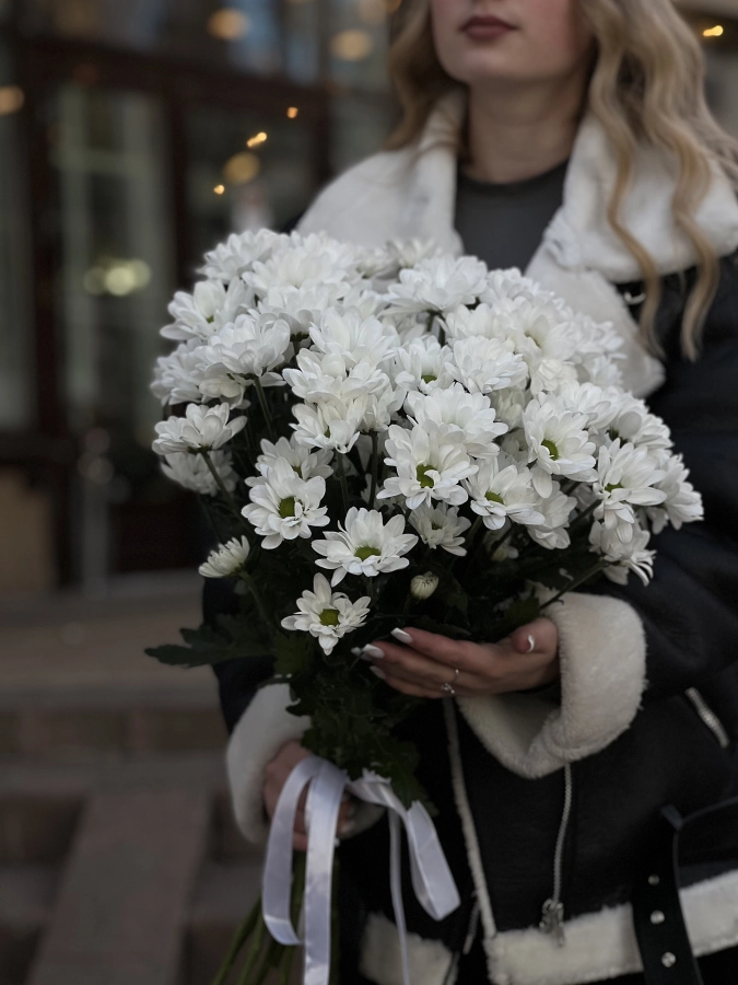 Букет "Рейн" из 9 хризантем