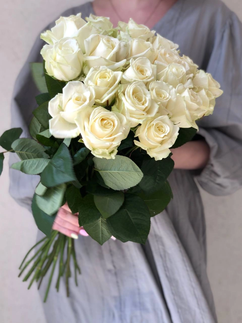 Картинка Букет из 21 розы "Очарование" 50 см