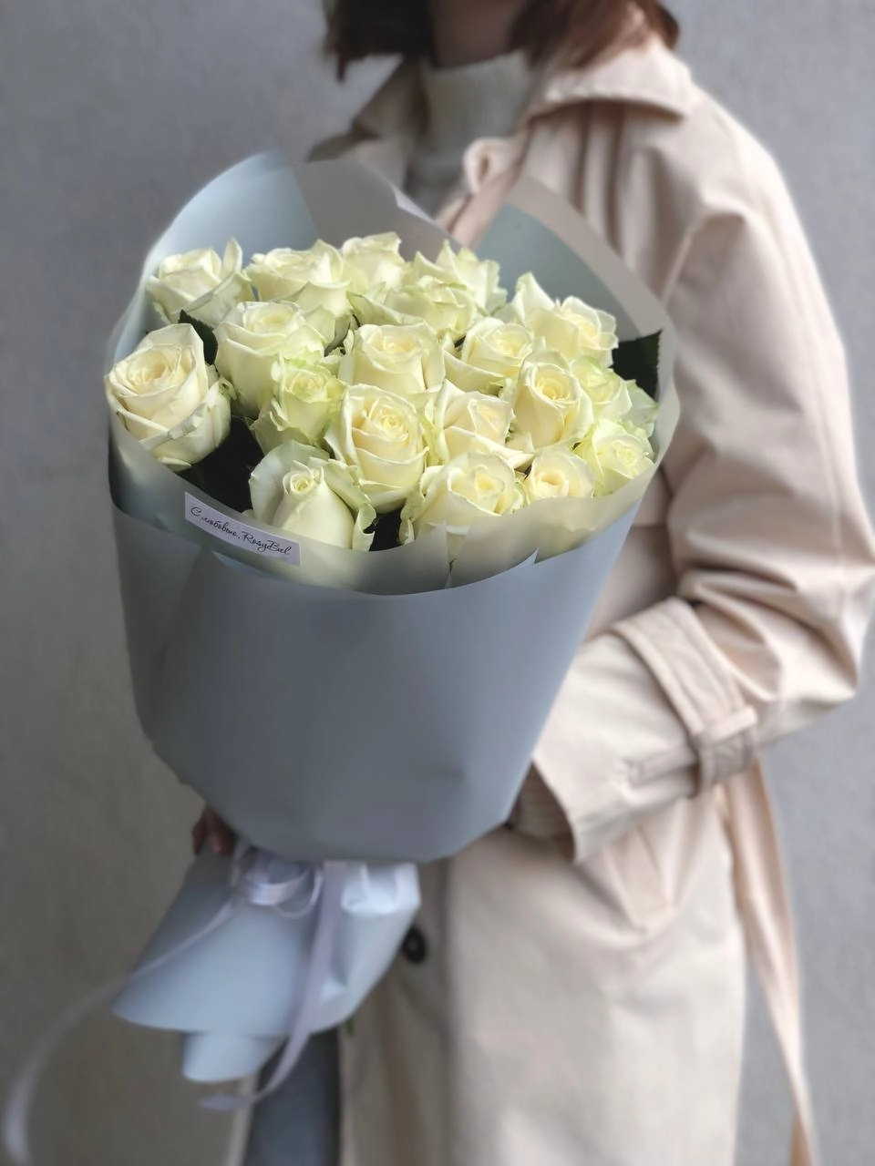 Картинка Букет из 17 роз "Аморе" 40 см