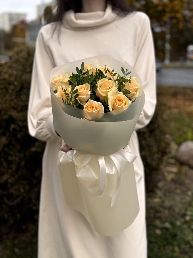 Картинка Букет из 9 роз "Нежность" 40 см