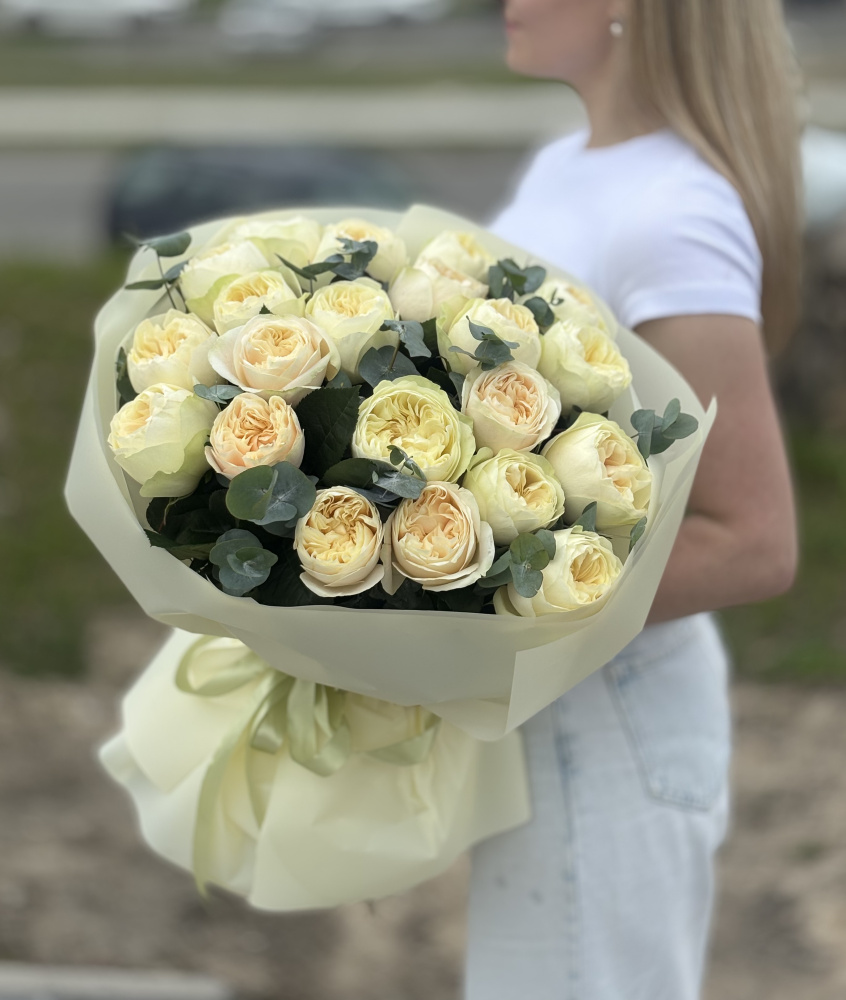 Картинка Букет из 21 розы Присцилла 70см